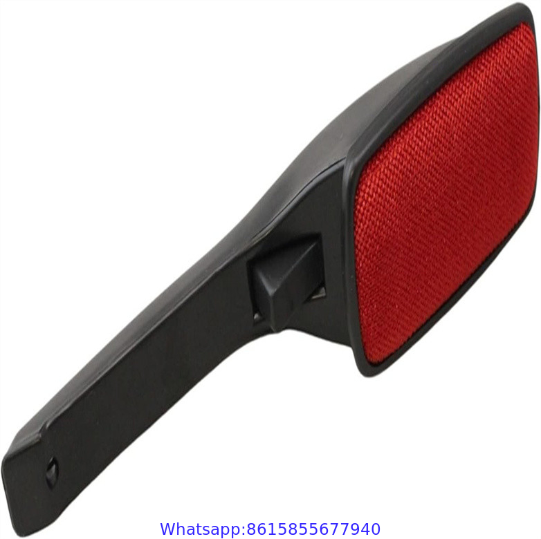 Deluxe Rotating Lint Brush